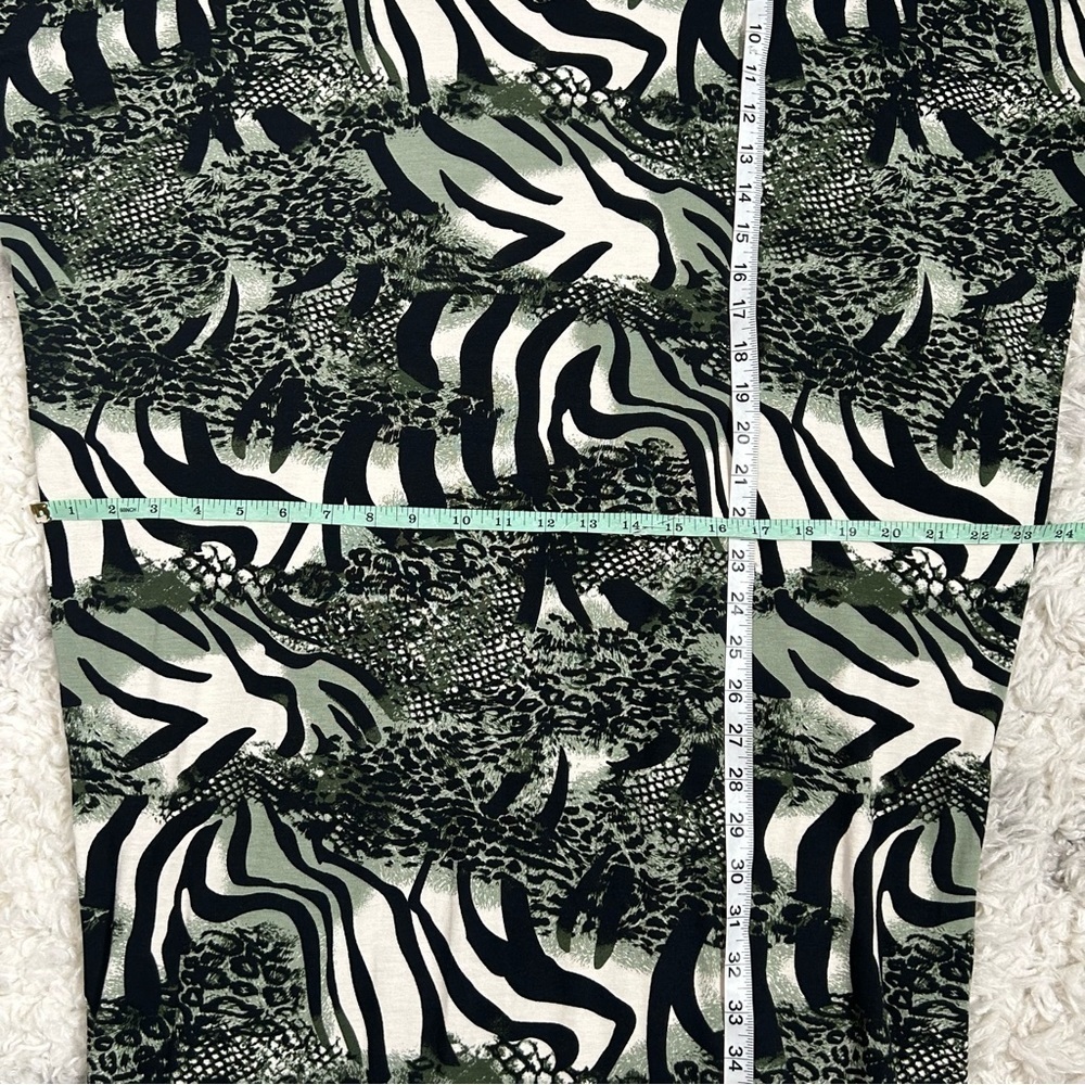Isle Jacobsen Abstract Animal Print Long Sleeve Jersey Knit Lagenlook Midi Dress - Picture 12 of 13